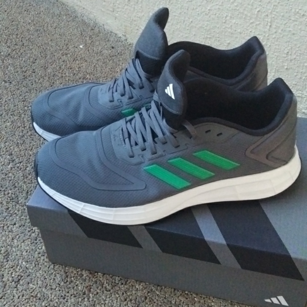 adidas DURAMO 10